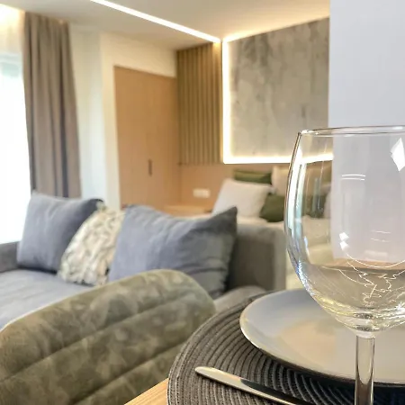 Apartment Kethly Premium *
